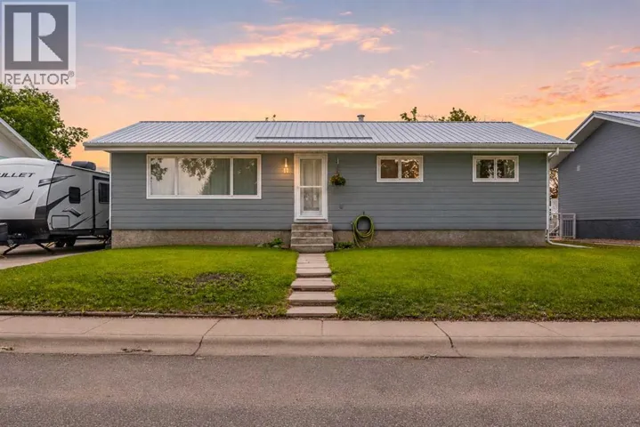 11 Blazier Park Street E, Brooks, Alberta T1R0K6