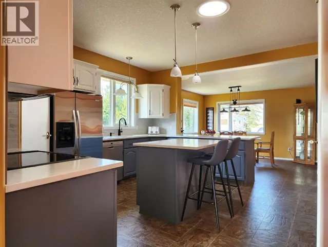 4813 4 Street W, Claresholm, Alberta T0L0T0