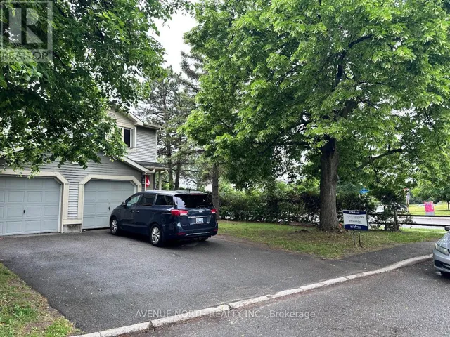9 - 85 BIRMINGHAM PRIVATE, Ottawa, Ontario K2H9P2