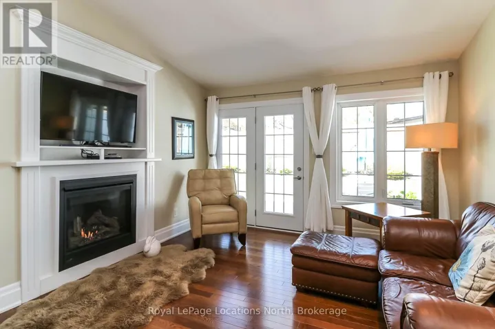 780