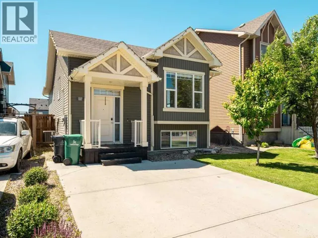 167 Blackwolf Way N, Lethbridge, Alberta T1H6Z7