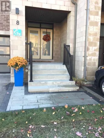 8 HELLIWELL CRESCENT, Richmond Hill, Ontario L4E5B6