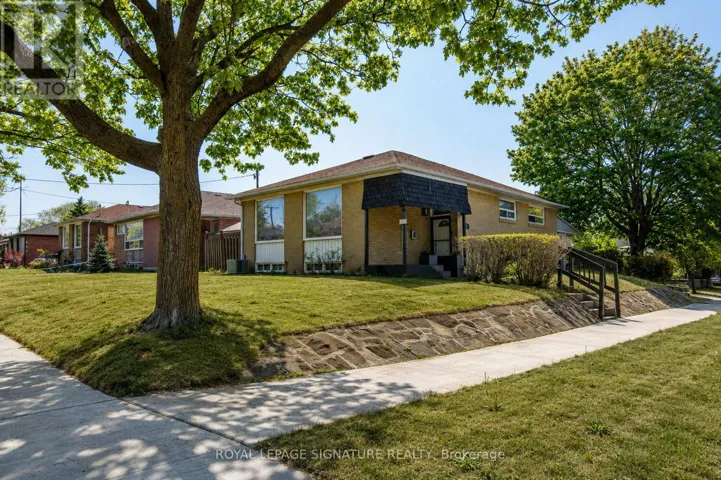 135 RANGOON ROAD, Toronto (Eringate-Centennial-West Deane), Ontario M9C4P4
