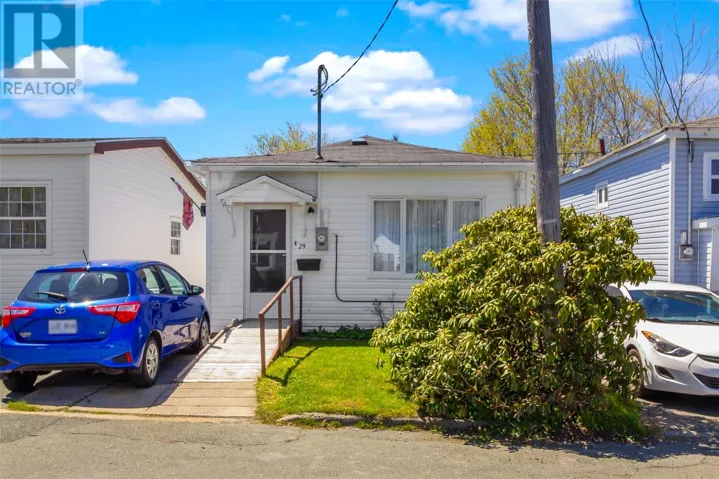 29 Mount Pleasant Avenue, St. John's, Newfoundland & Labrador A1C5G8