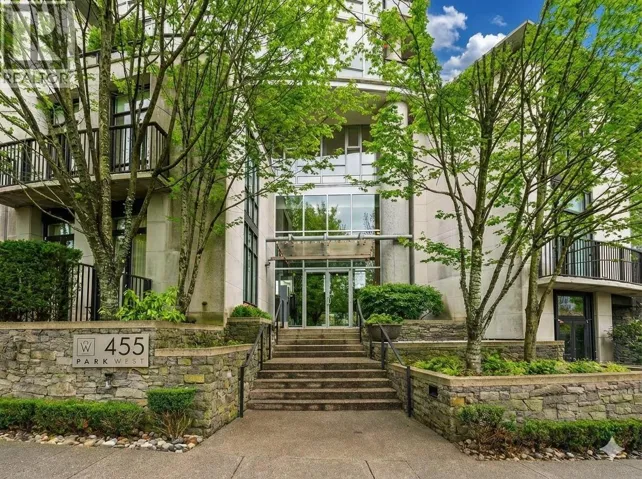 1802 455 BEACH CRESCENT, Vancouver, British Columbia V6Z3E5