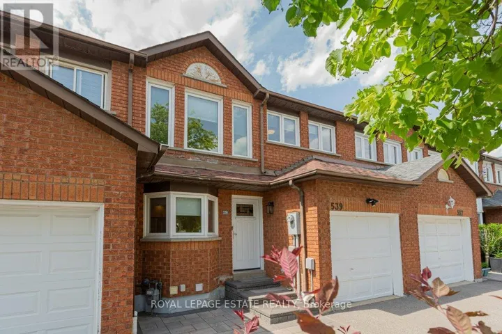 539 GALAXY COURT, Mississauga (Hurontario), Ontario L5R2R4