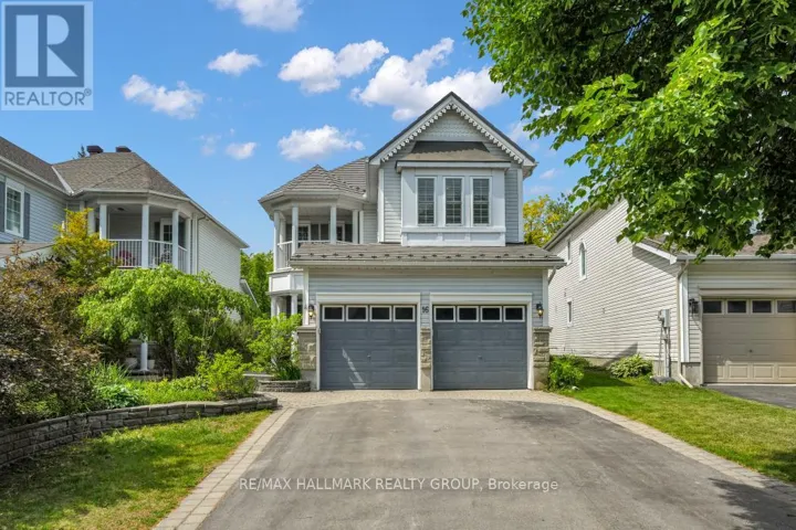 16 HEMLO CRESCENT, Ottawa, Ontario K2T1C7