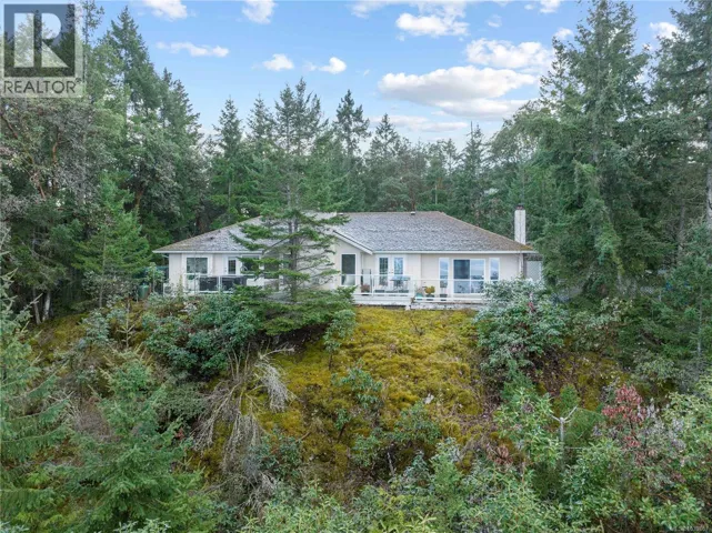 7297 Aulds Rd, Lantzville, British Columbia V0R2H0
