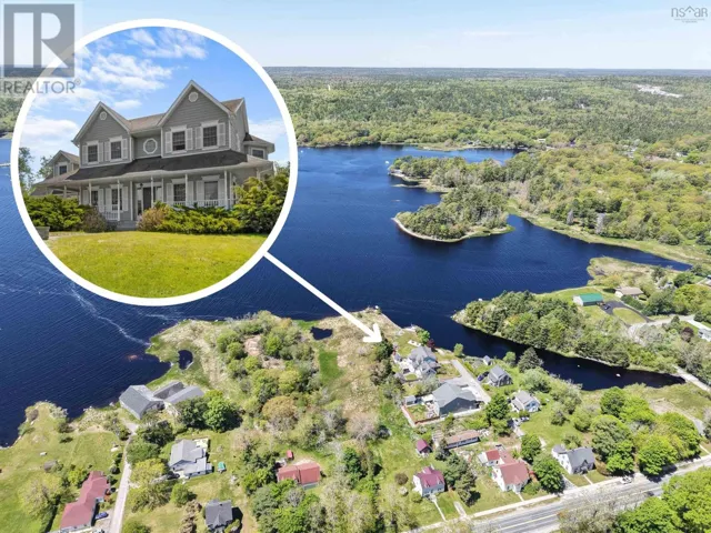 3 Ryers Lane, Shelburne, Nova Scotia B0T1W0