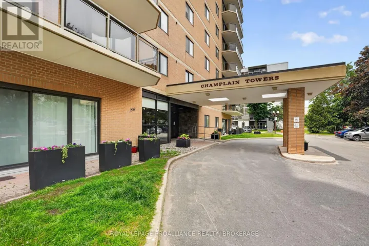 401 - 257 BATH ROAD, Kingston (West of Sir John A. Blvd), Ontario K7M7T3