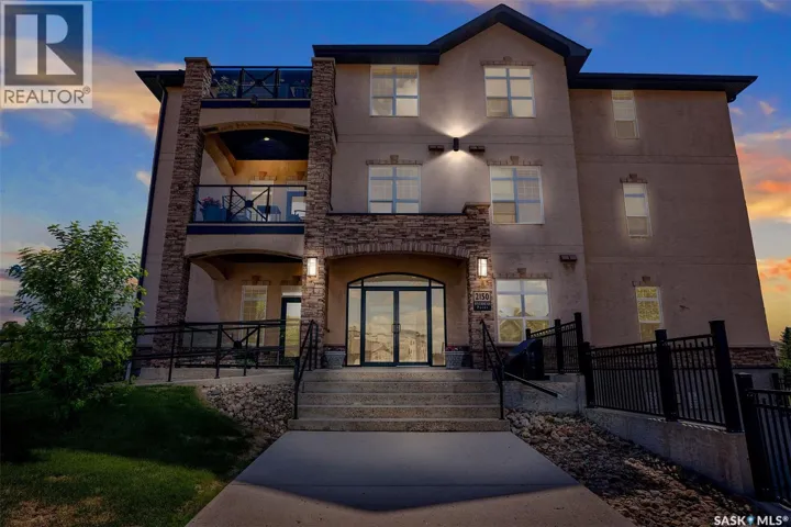 304 2150 Heseltine ROAD, Regina, Saskatchewan S4V1L1