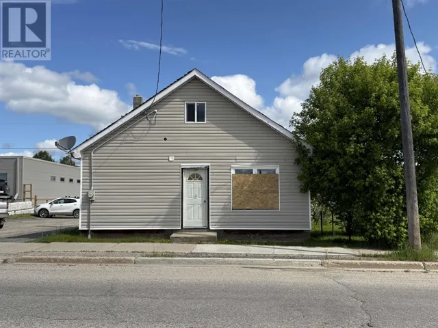 38 King ST, Sioux Lookout, Ontario P8T1E8
