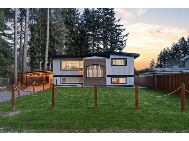 34694 BEVERLEY CRESCENT, Abbotsford, British Columbia V2S4M6