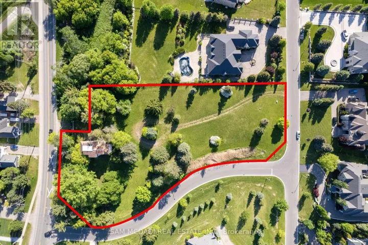 10 & 16 RICHARD LOVAT & CHARLES COOPER COURT, Vaughan (Kleinburg), Ontario L0J1C0