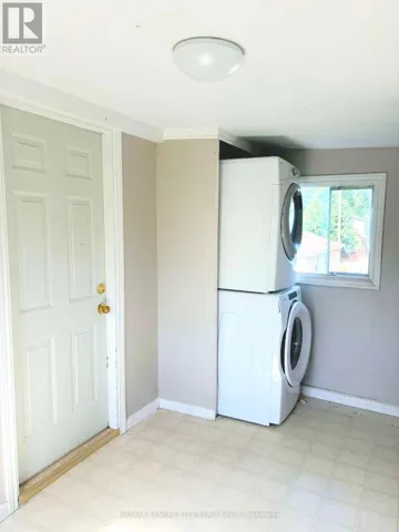 UPPER - 31 LANGARTH STREET W, London South (South E), Ontario N6J1P3