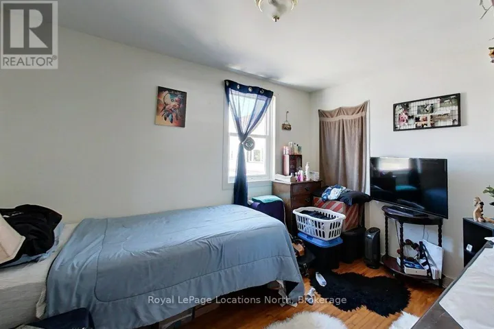 780