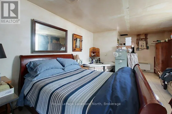 780