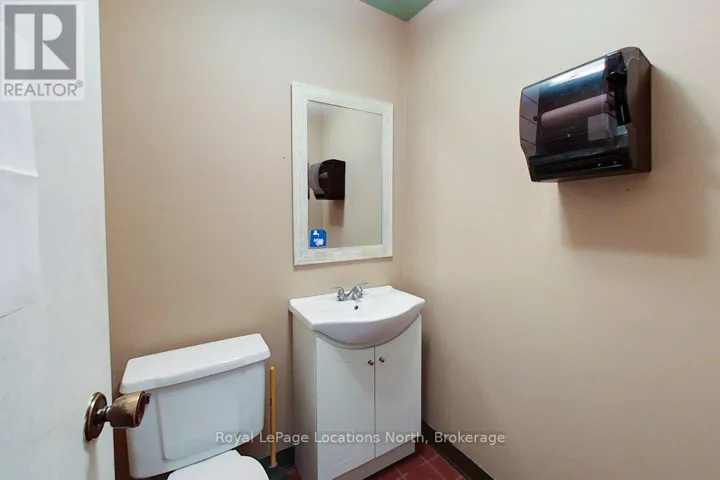 780