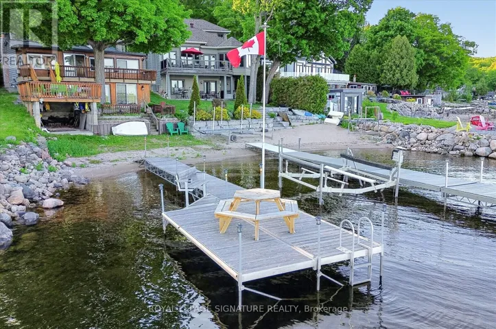 427 MUNDYS BAY ROAD, Midland, Ontario L4R5H1