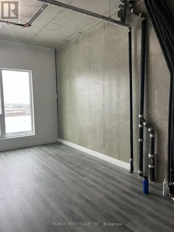 423 - 600 DIXON ROAD, Toronto (West Humber-Clairville), Ontario M9W1J1