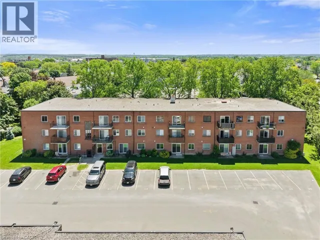 456 CARLTON Street Unit# 37, St. Catharines, Ontario L2M4X1