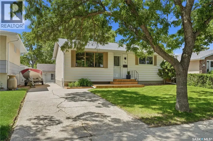 116 Straub STREET, Regina, Saskatchewan S4T6G8