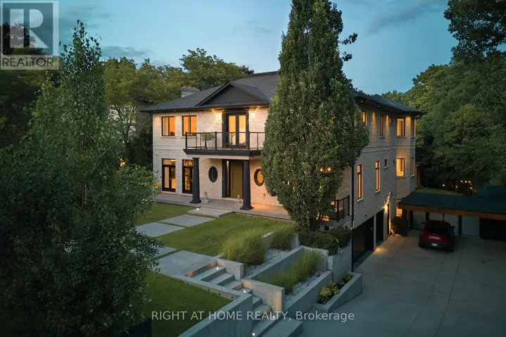 1305 ROYAL YORK ROAD, Toronto (Edenbridge-Humber Valley), Ontario M9A5E6