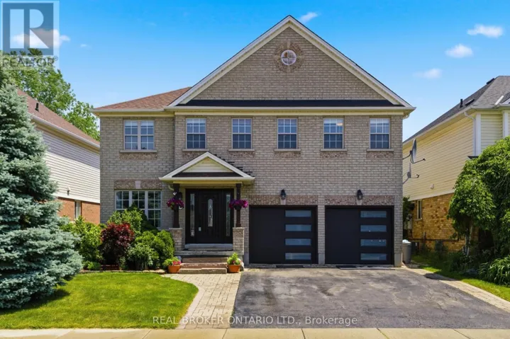 135 BLACKBURN DRIVE, Brantford, Ontario N3T6S8