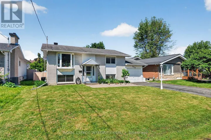 850 BALSAM DRIVE, Ottawa, Ontario K1E1B5