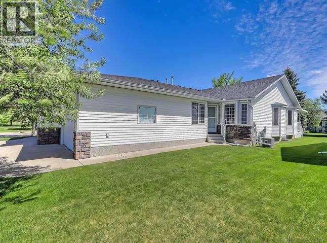 104 Riverside Place NW, High River, Alberta T1V1X3