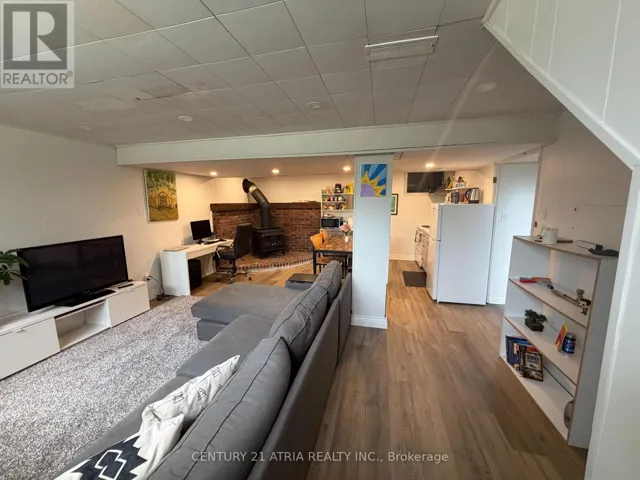10 IBER COURT, Aurora (Aurora Village), Ontario L4G1V5