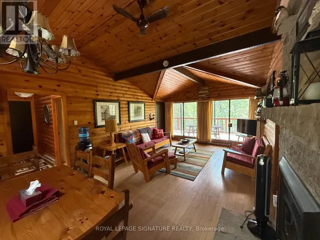 1743 NORTH MULDREW LAKE ROAD, Gravenhurst (Wood (Gravenhurst)), Ontario P1P1R2