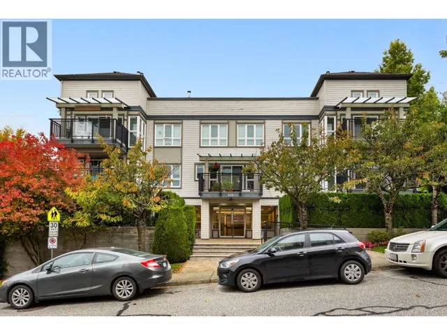 301 106 W KINGS ROAD, North Vancouver, British Columbia V7N2L8