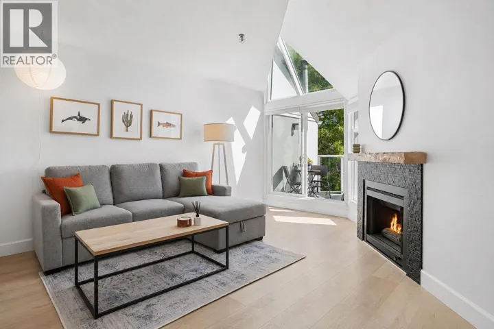408 2020 W 8TH AVENUE, Vancouver, British Columbia V6J1W5