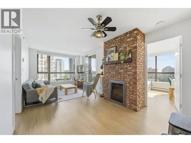 1007 833 AGNES STREET, New Westminster, British Columbia V3M0B1