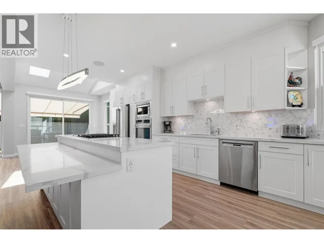 1 11100 RAILWAY AVENUE, Richmond, British Columbia V7E6J8