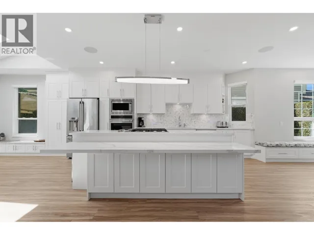 1 11100 RAILWAY AVENUE, Richmond, British Columbia V7E6J8