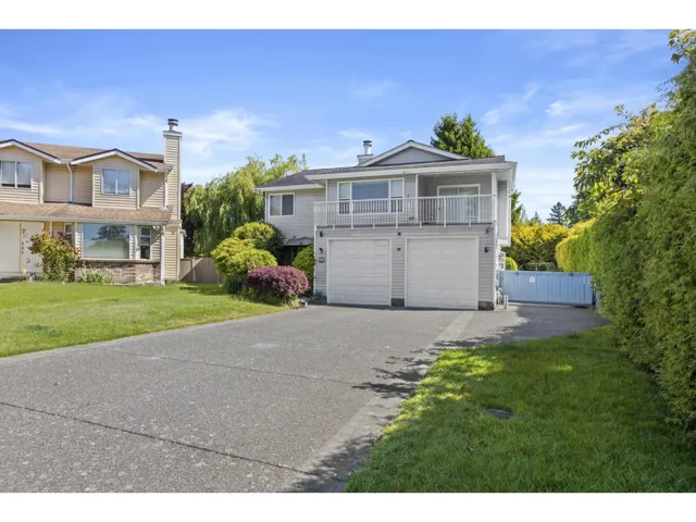 956 161A STREET, Surrey, British Columbia V4A7W6