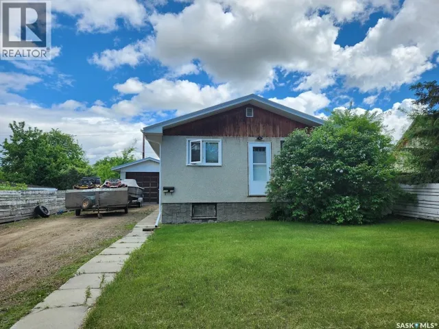 1282 109th STREET, North Battleford, Saskatchewan S9A2E8