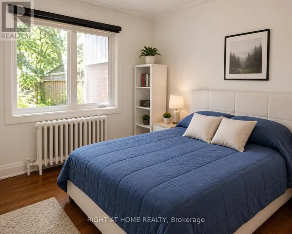 MAIN FL - 55 BERESFORD AVENUE, Toronto (High Park-Swansea), Ontario M6S3A9