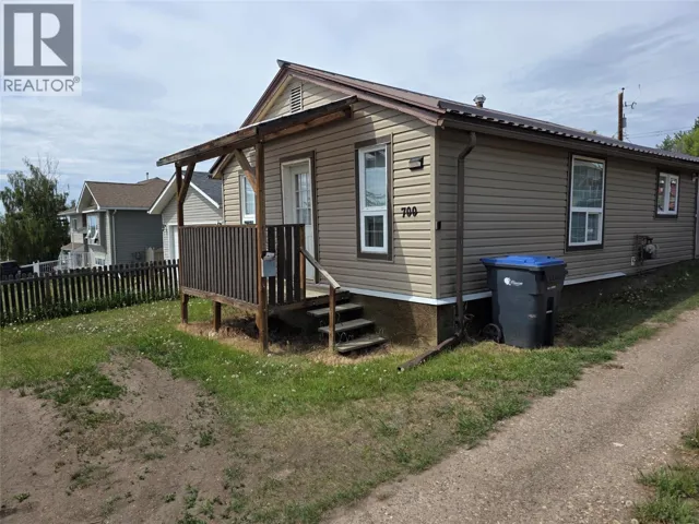 700 99 Avenue, Dawson Creek, British Columbia V1G1T4