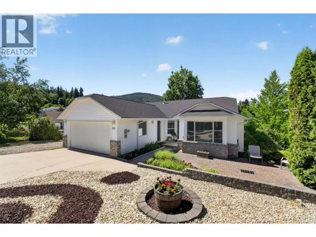 331 17 Street SE, Salmon Arm, British Columbia V1E1R7