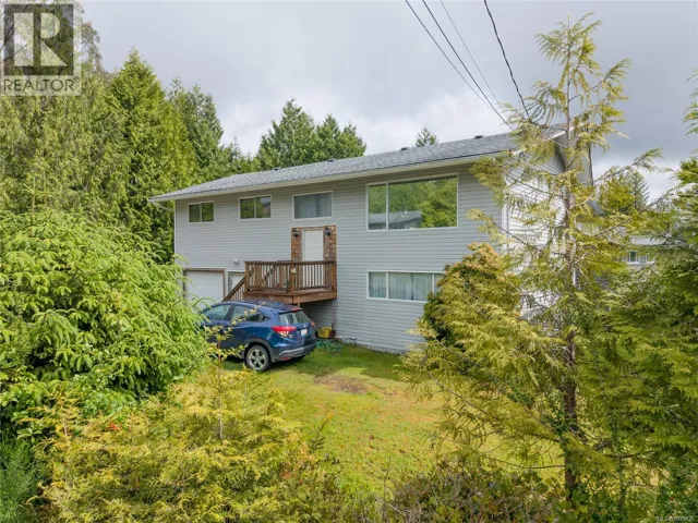1251 Rupert Rd, Ucluelet, British Columbia V0R3A0