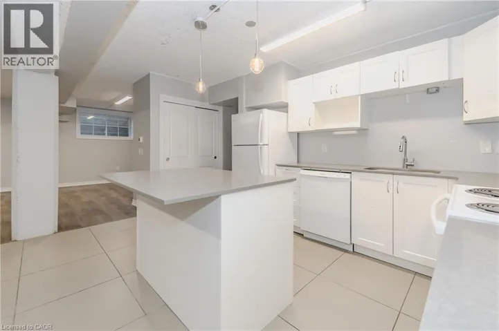 58 BEVERLY Street Unit# 101, Cambridge, Ontario N1R3Z7
