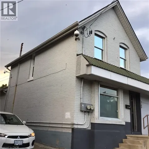 269 CANNON Street E, Hamilton, Ontario L8L2B4