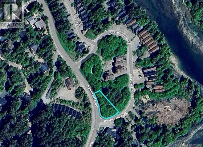 Lot 31 Boardwalk Blvd, Ucluelet, British Columbia V0R3A0