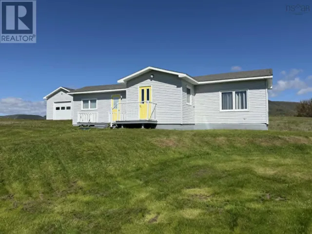12898 Cabot Trail, Grand Étang, Nova Scotia B0E1L0