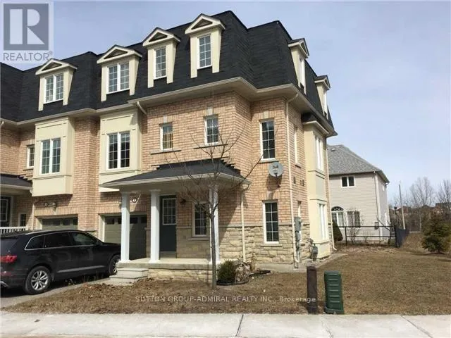 2 - 15 OLD COLONY ROAD, Richmond Hill (Oak Ridges Lake Wilcox), Ontario L4E4L5