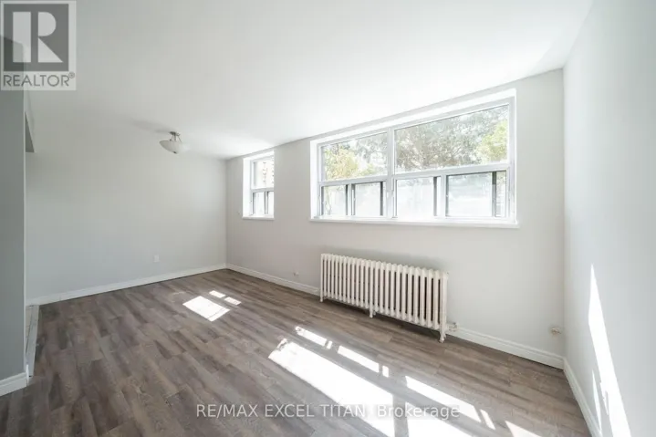 9 - 799 ROBINSON STREET, Burlington (Brant), Ontario L7R2L4