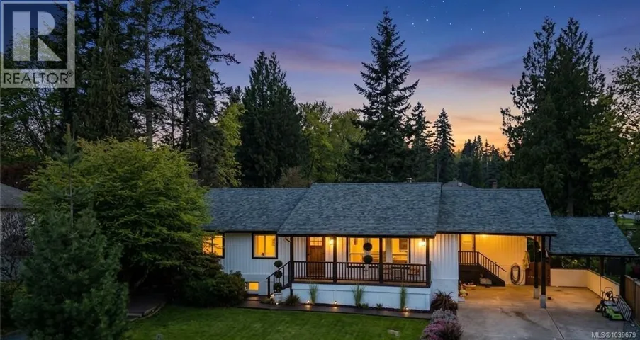 1025 Maple Lane Dr, Parksville, British Columbia V9P1T3